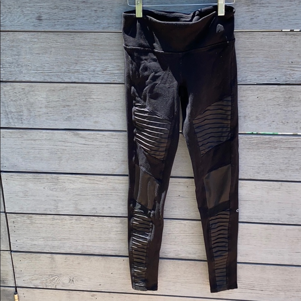 Black long alo yoga legging